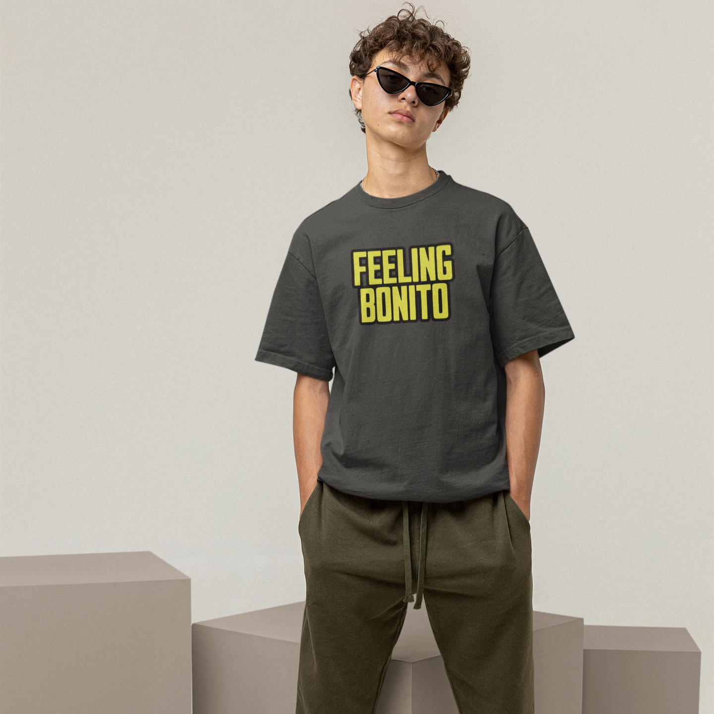 Feeling Bonito T-shirt | Funny Latino Viral Tees | 3 Colors - Latinos 4 The World
