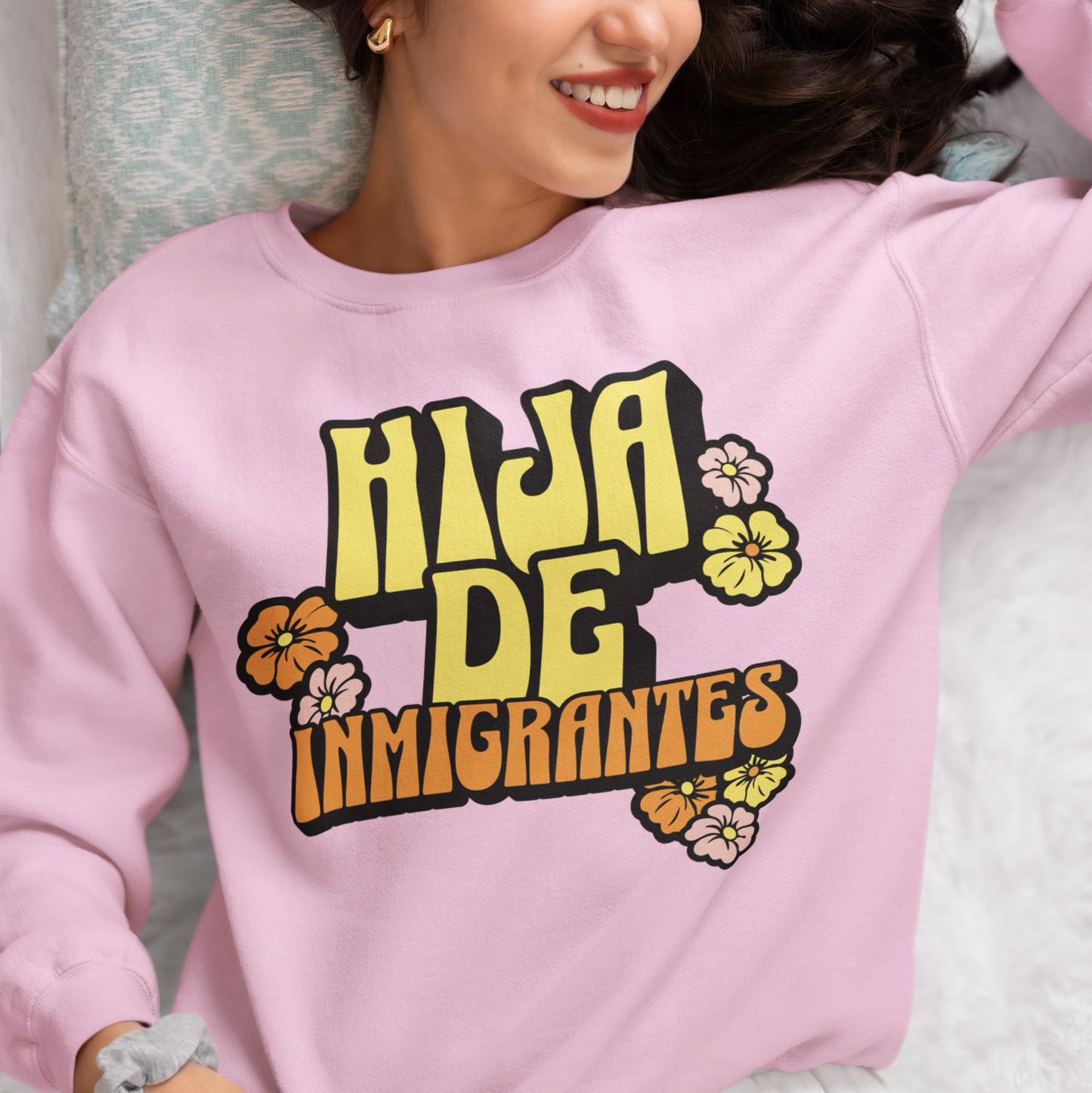 Hija De Inmigrantes Comfy Latina Fleece Lined Crewneck | Cute Pretty Funny Latino | 3 Colors - Latinos 4 The World