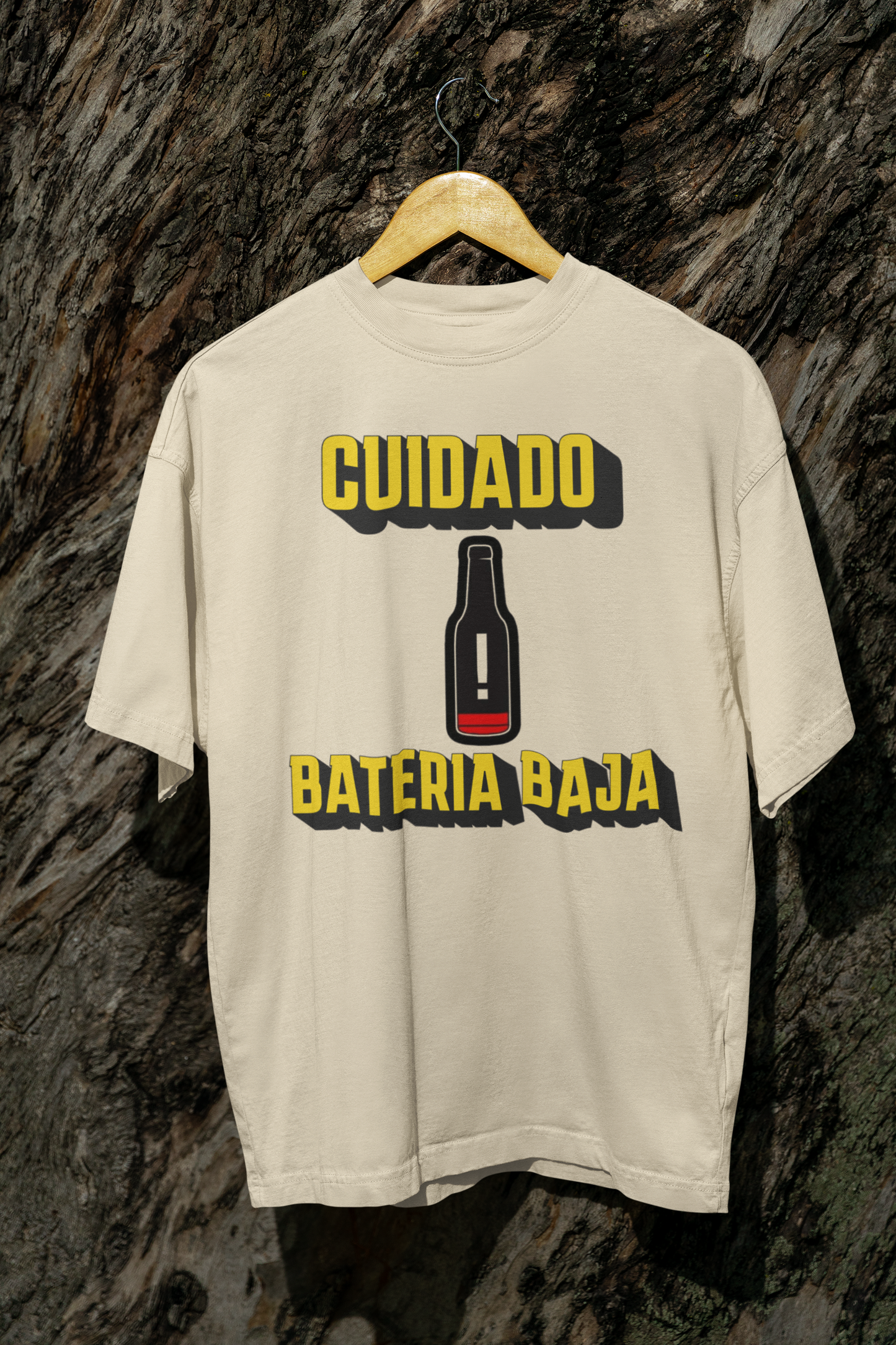 Cuidado Bateria Baja Cerveza Beer Funny Low Battery Latino T-shirt | Viral Bar Tees | Unisex - 3 Colors