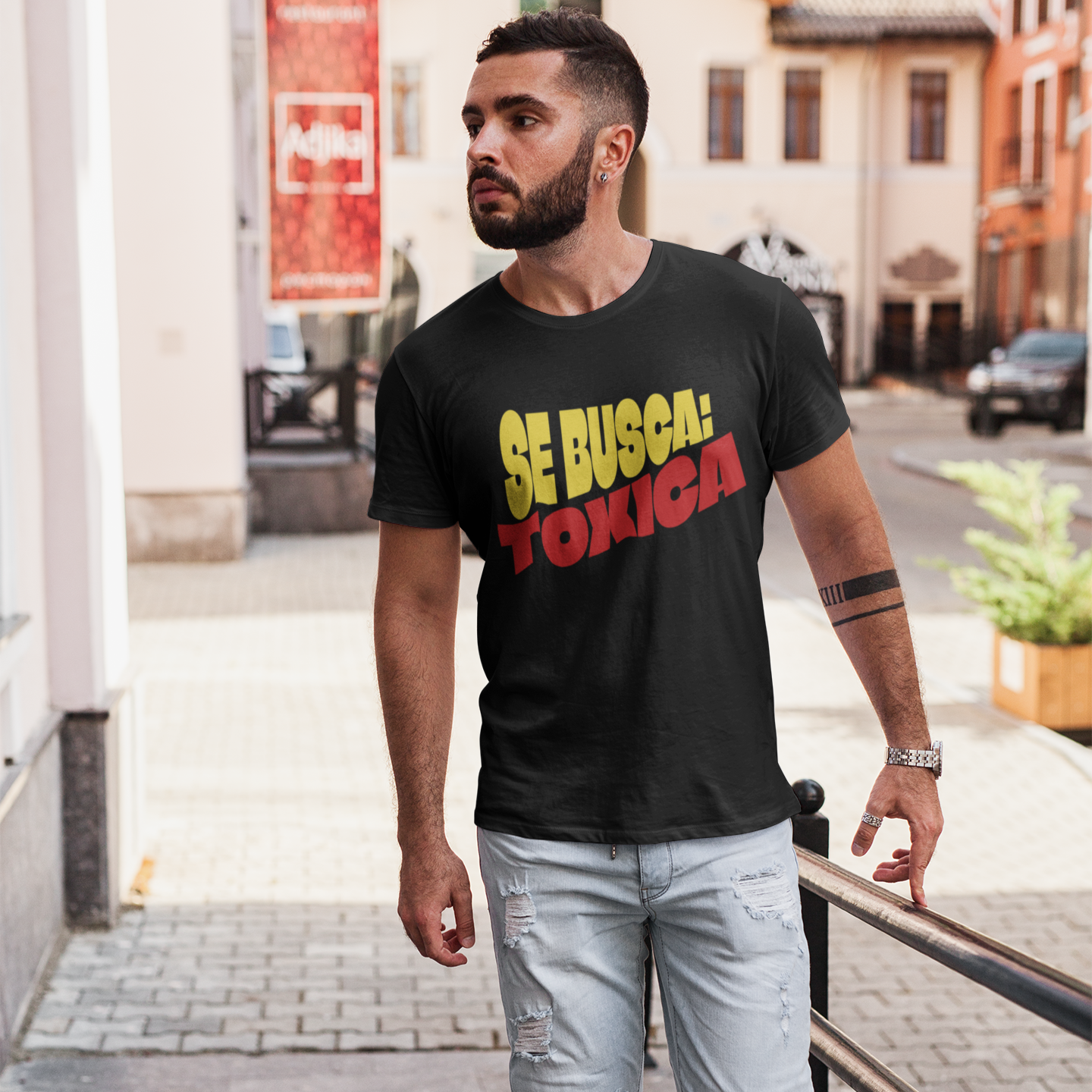 Se Busca: Toxicas T-shirt | Now Hiring Wanted Latino Funny Viral Tees | 3 Colors