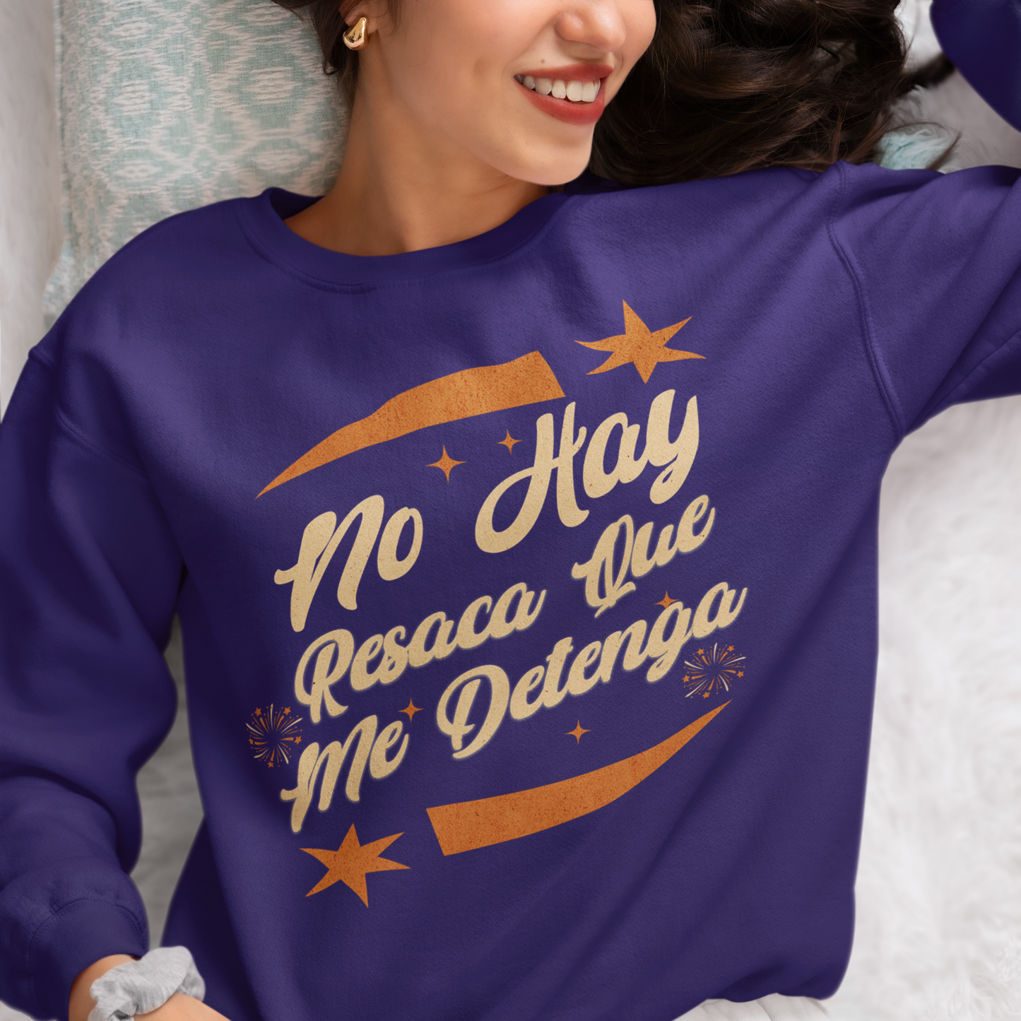 No Hay Resaca Que Me Detenga 2025 Nuevo Año Latino Happy New Year Crewneck Sweater | Funny NYE | 3 Colors